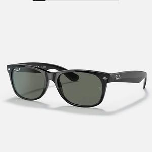 Ray ban wayfarers *brand new*